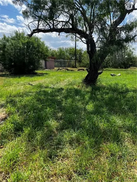 44 Mebec Ct, Brownsville, TX 78520