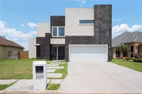2509 Redstone Dr, Mission, TX 78572