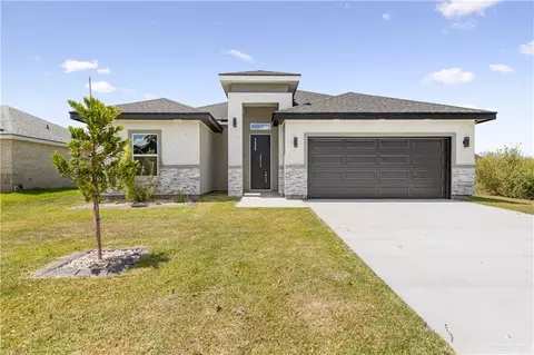 211 Brooks Cir N, La Feria, TX 78559