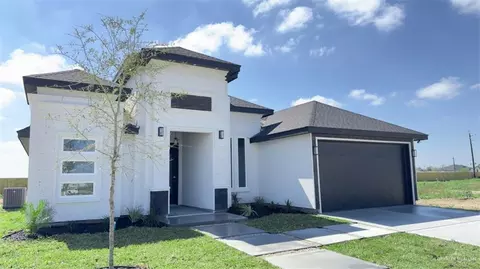 911 Azalea St, Mission, TX 78574