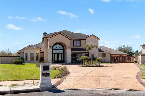 2808 Santa Teresa St, Mission, TX 78572