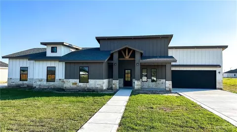 2701 Stone Oak Dr, Weslaco, TX 78599