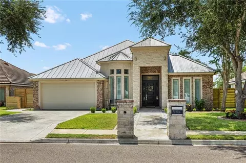 2704 E Bluebonnet Ln, Mission, TX 78573