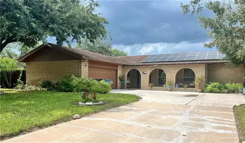 206 E Resaca Dr, Los Fresnos, TX 78566