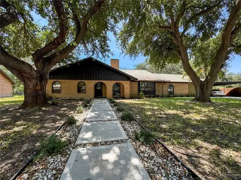 2114 Anacua Cir, Edinburg, TX 78539