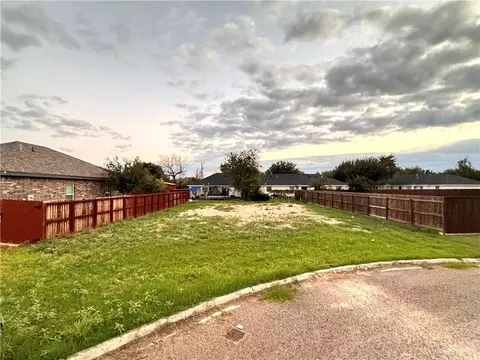 3008 E Truman Ave, Mission, TX 78573