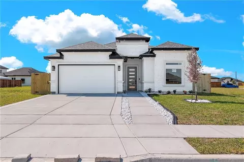 921 Orchard Dr, Alton, TX 78573