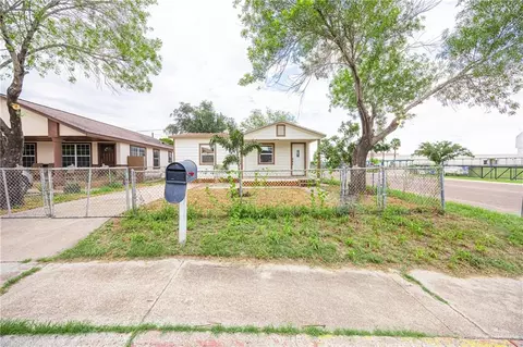 227 E Martinez St, Pharr, TX 78577