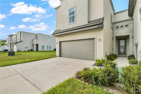 2303 Corales St, Mission, TX 78573