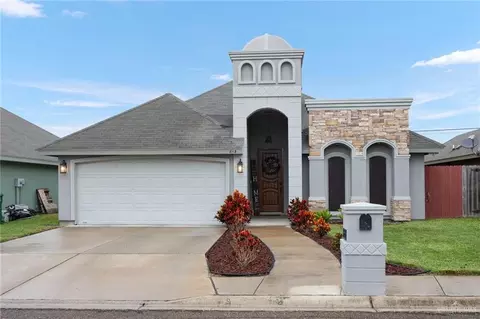 813 E Azucar Ave, Pharr, TX 78577