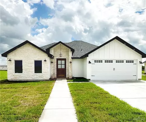 2402 Carolina Dr, Mercedes, TX 78570