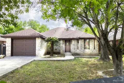 305 N Golfo St, Hidalgo, TX 78557