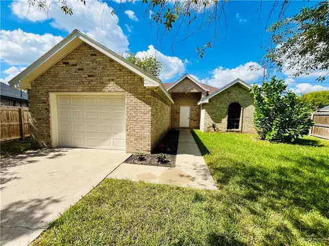 1217 El Recreo Cir, Edinburg, TX 78539