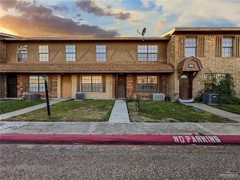 2201 S Jackson Rd #E29, Pharr, TX 78577