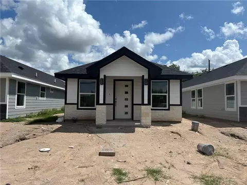 724 N Illinois Ave, Weslaco, TX 78596