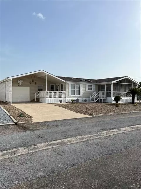 3004 San Jose Dr, Weslaco, TX 78596