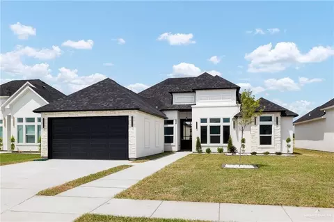 1029 Broken Arrow Dr, Alamo, TX 78516
