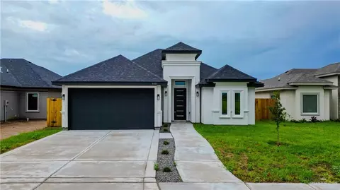 6101 N Luz Del Sol St, Edinburg, TX 78542