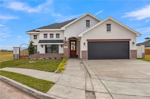 1016 N Trinity St, Edinburg, TX 78541