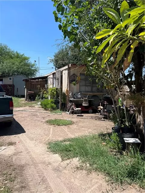 8121 Locker Ave, Edinburg, TX 78542
