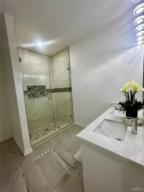 Bath - 403 S 12th St, Alamo, TX 78516 photo 1 of 3