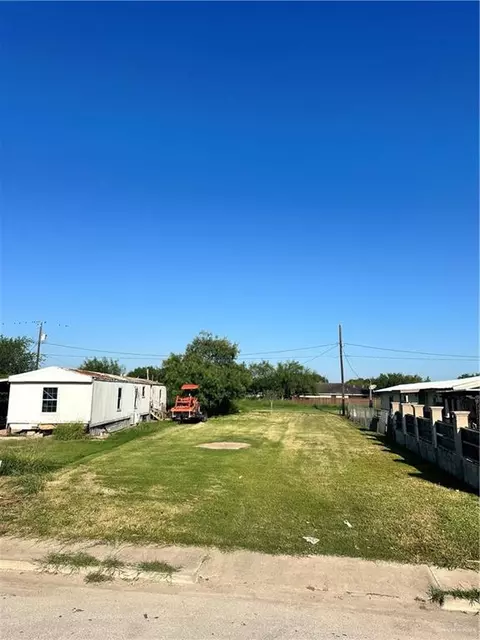 256 Palomita Dr, San Benito, TX 78586