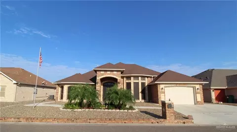 2113 Hole In One Dr, Mission, TX 78572