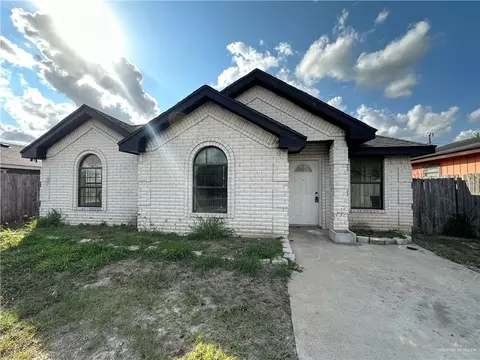 2013 Loma Vista Dr, San Juan, TX 78589