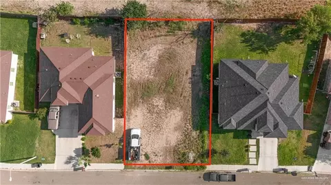 1107 W I St, Mission, TX 78572