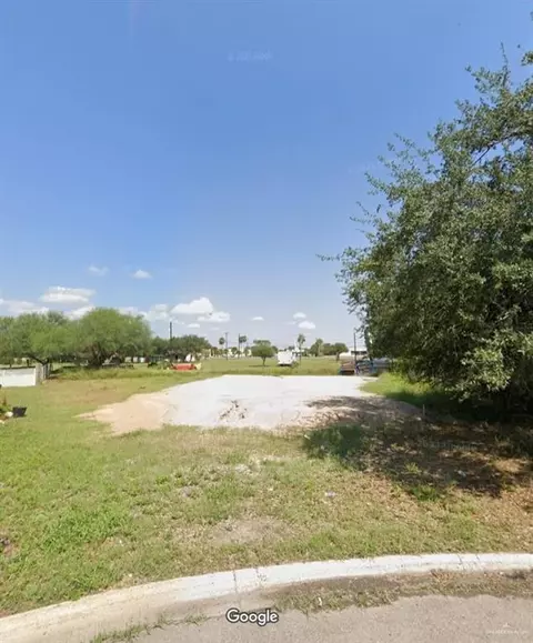 703 Denise Cir, La Joya, TX 78560