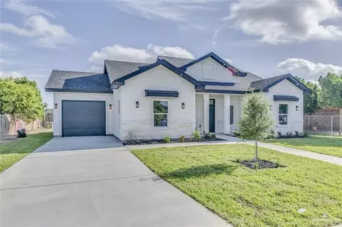 3616 Triple J Dr, Palmview, TX 78572