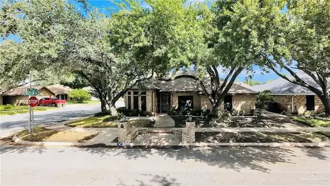 2512 Swallow Dr, Mcallen, TX 78504