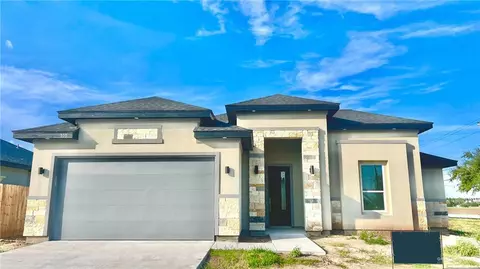 100 Brooks Cir S, La Feria, TX 78559