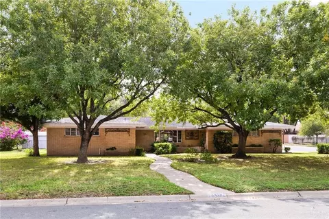 1517 Whitewing Ave, Mcallen, TX 78501