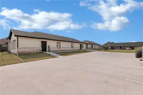 1521 W St Francis Ave, Alton, TX 78573