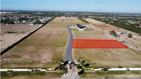 1227 E Chelsea Dr, Palmhurst, TX 78573