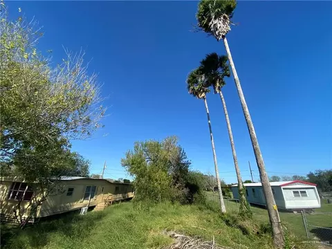 13 Baker Potts Rd, Harlingen, TX 78552