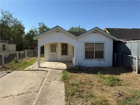 907 Benito Alaniz St, Elsa, TX 78543
