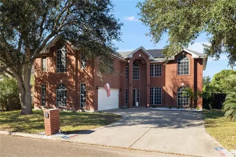 8215 N 22nd Ln, Mcallen, TX 78504