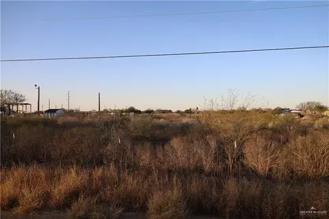 000 Pino St, Penitas, TX 78576
