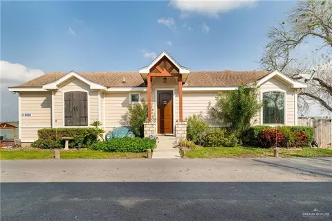 8560 Lago Vista Dr, Edcouch, TX 78538