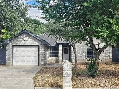 607 E Bogambilia Ave, Hidalgo, TX 78557