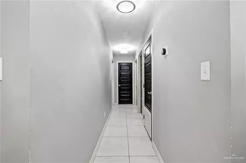 Entry Way - 507 Crystal Dr, Pharr, TX 78577 photo 2 of 2