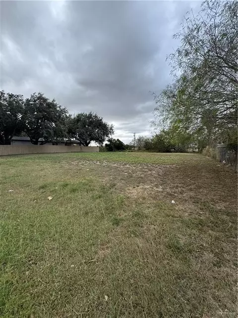 2604 La Paz St, Edinburg, TX 78542