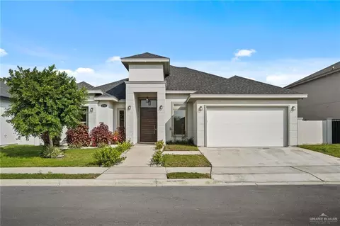 3705 Menorca Dr, Edinburg, TX 78542