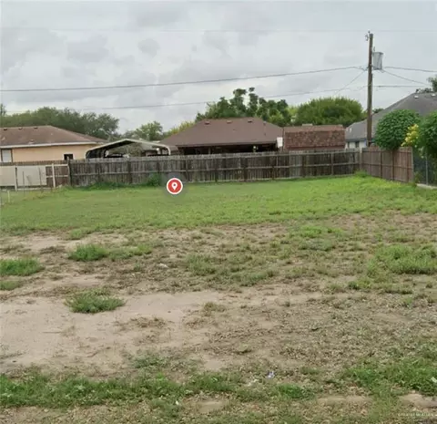121 N Paseo Del Rey St W, Mission, TX 78572