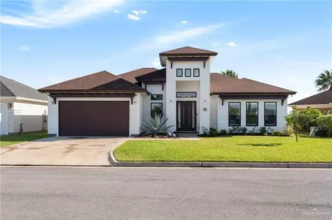 6 Arcos Gdns, Laguna Vista, TX 78578