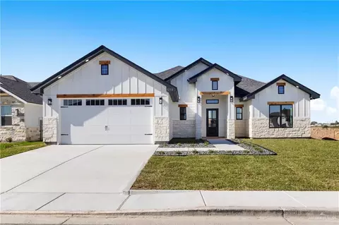 1210 Milania Dr, La Feria, TX 78559