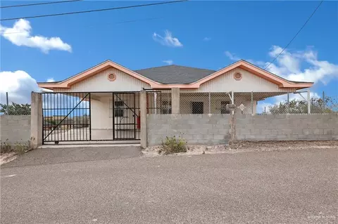 136 New Gonzalez St, Rio Grande City, TX 78582