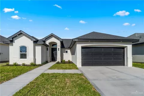 1009 Broken Arrow Dr, Alamo, TX 78516